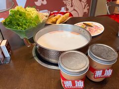 -居石捞·潮汕卤水火锅(南国明珠店)