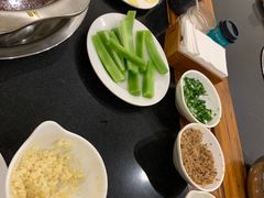 -冯记香辣兔火锅(茶店子总店)