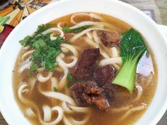 红烧牛肉面-华天新川面馆(闹市口店)