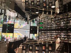 -钟书阁(群光广场店)