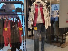 -i.t(湖滨银泰in77店)