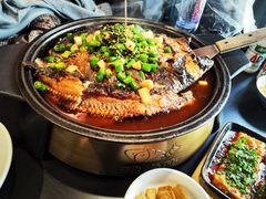 -辣尚瘾·烤鱼·新川菜(交大直营店)
