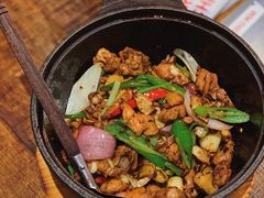 啫啫土鸡煲-铁公鸡·四川料理(天环广场店)