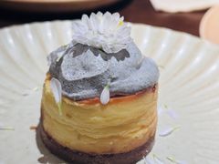 黑芝麻芝士蛋糕-YUAN·䬧