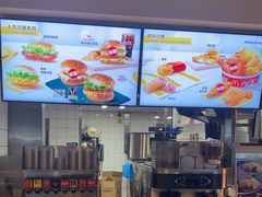 -麦当劳(鄂尔多斯机场店)