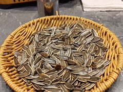-黄弟大排档·湖南菜·小龙虾·小海鲜(凯旋北路店)