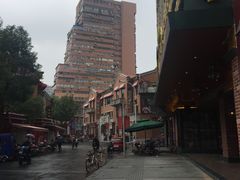 -吉庆街美食广场