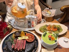 -秘密旅行Bonjour(黑金冠 江南西店)