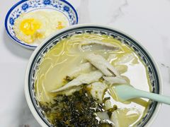 -明呈黄鱼面馆(斜土路店)