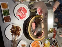 -山焱·炭火自助烤肉(周浦万达店)