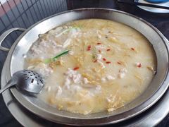 -老来福·非遗酸汤兔(凯旋路店)