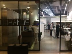 点击看大图 门面-Godhands美发设计沙龙