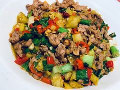 辣椒炒肉-老街鱼嘴巴(坡子街老店)