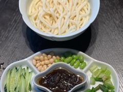 炸酱面-四季民福烤鸭店(外滩外白渡桥店)