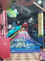 -欧酷世界动力星球(王府井奥莱UP TOWN店)