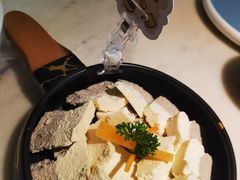 -左庭右院鲜牛肉火锅(浦江欢乐颂店)