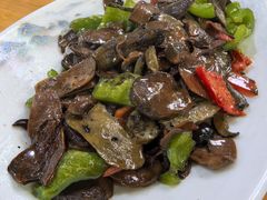 双椒炒见手青-龙姐私房菜(和顺古镇店)