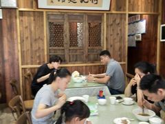 -何记面馆(龙泉山店)