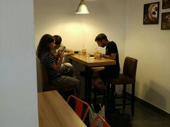 -WOW coffee