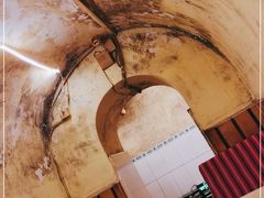 -洞庭洲·防空洞火锅·铜锅涮肉·烧烤(新百广场店)