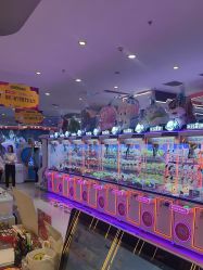 -乐多星球潮玩中心(沈阳嘉里城店)
