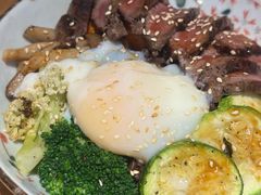 -POKEE VIA&Brunch·维娅(重庆来福士店)