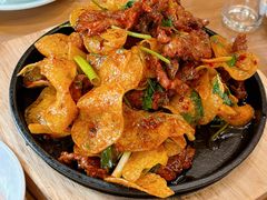 铁板土豆煎牛肉-长寿参鸡汤(朝韩风情街店)