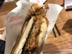 传统肉夹馍-子午路张记肉夹馍(兵马俑店)