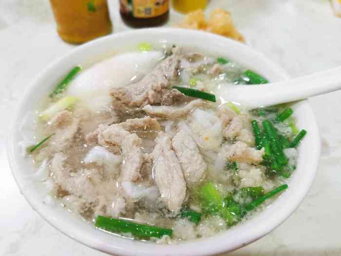 吴记后安粉汤(四分店)-"就环境来说吴记家的算是最好的了而且几家.