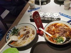 -鑫花溪牛肉米粉(凤凰街创始总店)