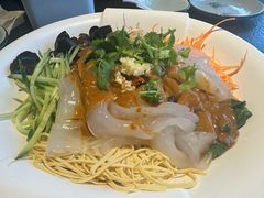 -靠山屯东北农家菜(八龙桥雅苑店)