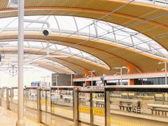 -康新公路(地铁站)