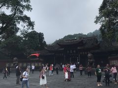 -峨眉山报国寺
