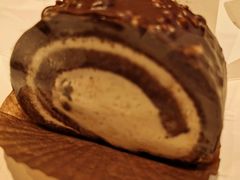 瑞士卷-Dough&Joe团憩(瑞虹天地月亮湾店)