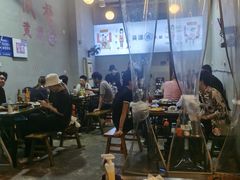 -黄潇洒老火锅(九眼桥宏济巷店)