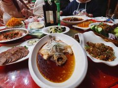 -皇宫大酒店