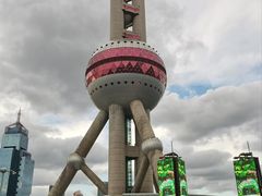 -陆家嘴空中步行连廊