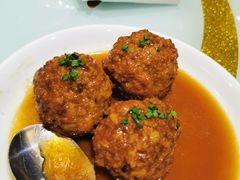 蛋黄狮子头-金春禧·鲁菜海鲜(延吉路万达店)