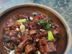 砂锅盐菜烧猪脚-湖南人家湘菜馆(镇江路店)