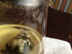 茶壶都有脏的水渍-必胜客(中山店)