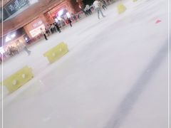 -冠军冰场(环球中心店)