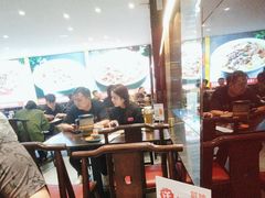 -川流不息·地道川菜·小龙虾(松东路店)