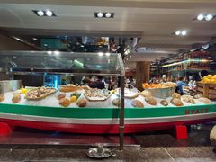 -松山湖凯悦酒店·Café自助餐厅·周末火舞秀表演