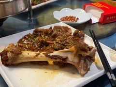 绝味牛腿-园滨酒楼