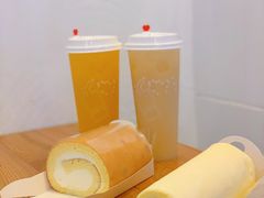 -顶东面包花园·生日蛋糕(世博店)