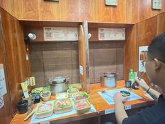 -独食火锅·半米屋台(直营总店)