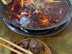 -黄潇洒老火锅(九眼桥宏济巷店)