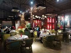 大堂-大树头森林餐厅(番禺广场店)