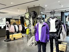 -ARC'TERYX始祖鸟(北京王府中环店)