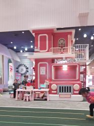 -奈尔宝·儿童乐园·亲子餐厅(华采天地店)